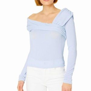 Lost + Wander ‘Drift away’ off the shoulder top